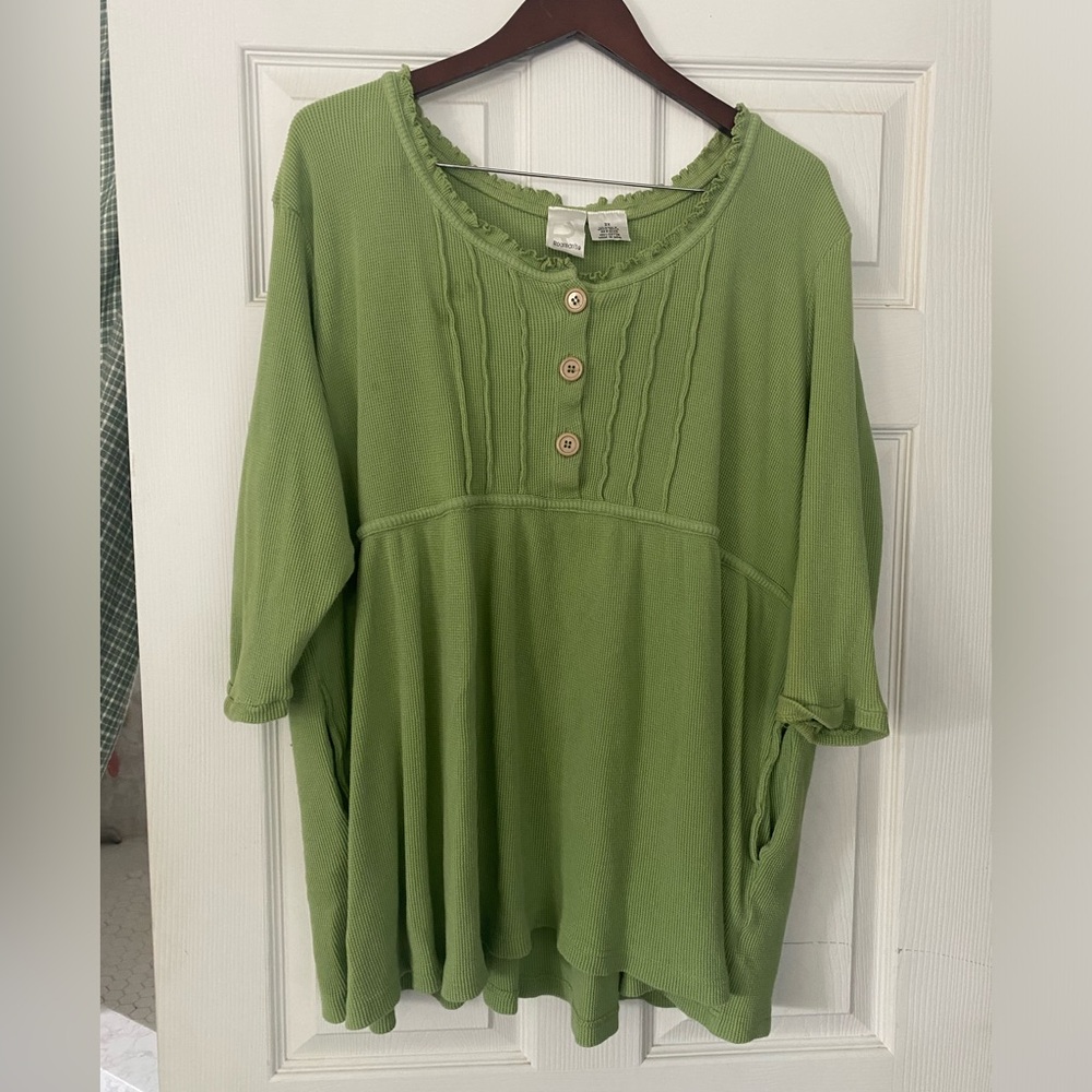 Woman’s plus size long sleeve, baby doll style tunic shirt